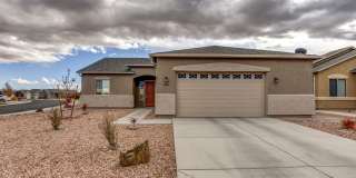 3 Bed 2 Bath Home with 2.5 Car Garage for Rent in Granville! Gallery 1