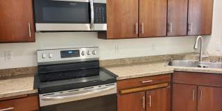 Mequon - A Stunning 3 Bedroom 3 Bath Condo Gallery 10
