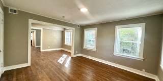 4207 Kenwood Avenue - 1S Gallery 1