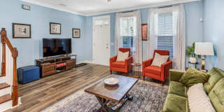 619 East Henry Street Gallery 12