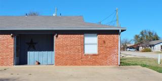715 E 3rd Street Gallery 1