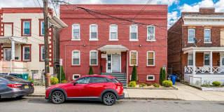 200 Grant Street - 4 Gallery 1