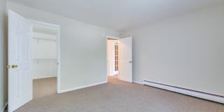 337 N Carter Street Gallery 11