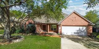 Welcome to 1615 Lookout Point – Comfort, Space, and Hill Country Charm Gallery 1