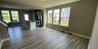 Room for Rent in 3 Bedroom Townhome at Princess Lita Way Gallery 13