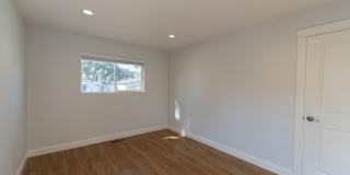 Remodeled Pacific Grove 2-Bedroom with Gourmet Kitchen Gallery 20
