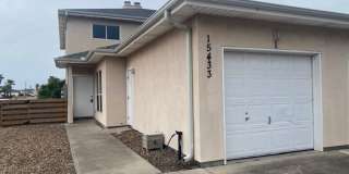 WATERFRONT TOWNHOME ON THE ISLAND! Gallery 1