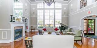 140 SW Peacock Blvd., # 21-205 Gallery 31