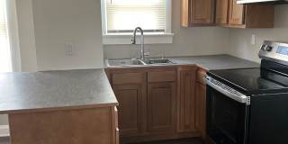 Updated 2/3 Bedroom Bedroom Austintown Home for Rent Gallery 5