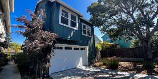 Spacious and Modern 3-bedroom, 3.5 bathroom in Seabright just minutes away from the Beach Boardwalk and Downtown Santa Cruz Spacious and Modern 3-bedroom, 3.5 bathroom in Seabright just minutes away from the Beach Boardwalk and Downtown Santa Cruz Gallery 1