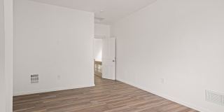 Stunning 4 bedroom home in Perry South available now! Stunning 4 bedroom home in Perry South available now! Gallery 25