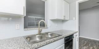 Camelot Apartments Gallery 52