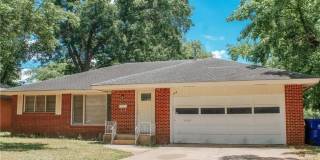 714 Elmwood Drive Gallery 1