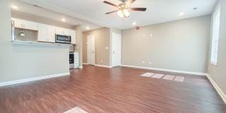 Two Bedroom with Garage on Exit 11! Gallery 5