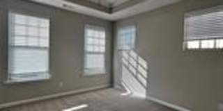 2568 Morehead Street Gallery 13