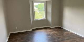 Room in 2 Bedroom Home at Meadow Rose Ln Gallery 16