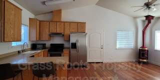 152 West Empire Street Gallery 4