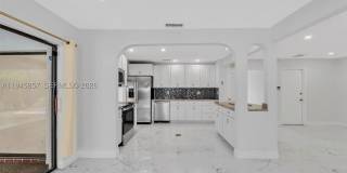 10251 NW 39th Ct Gallery 36
