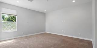 1214 W 5th Street Gallery 21