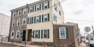 133 DUPONT Street Gallery 1