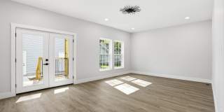 4623 Rookwood Avenue Gallery 21