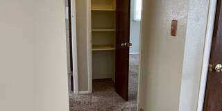 STUDENTS WELCOME! 4 Bed 2 Bath Home in West Ft Collins w/ Garage and Fenced Yard Gallery 18