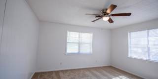 203 Schuerenberg Street Gallery 9