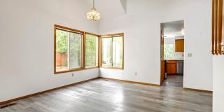 3BR/2.5BA Two-Story Home in Bethany/NW Portland — Expansive Backyard Deck, Fully Fenced Yard & 2-Car Garage Gallery 8