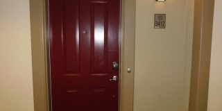 Watermarke Condo 1bed 1 bath Gallery 6