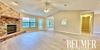 Expansive Home 4BR/3BA Home For Rent Gallery 1