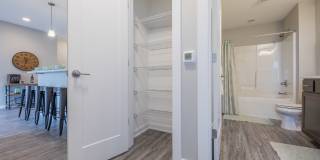 White Oak Gallery 21