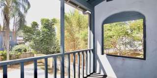 Just Listed!   Updated 2 Bedroom Townhome located in Downtown Orlando Gallery 14