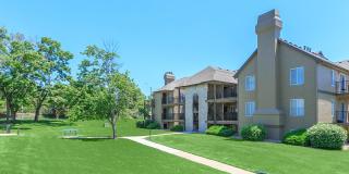 Deerfield Apartments Gallery 16