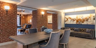 Highbridge Gallery 19
