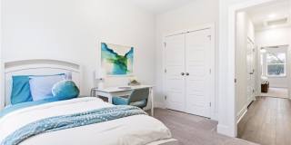 2923 Pretty Lake Avenue Gallery 29