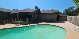 Stunning House with a Pool in West Redding Coming Available in August! Gallery 26