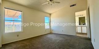 3/2 Beautiful Rita Ranch Home With Open Design!!! Gallery 31
