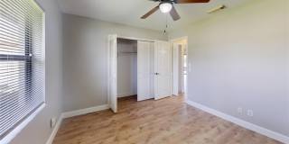 2881 SE Nance Street Gallery 21