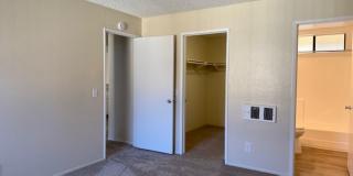 Summer Brook Apartments Gallery 28