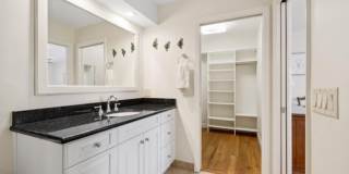 3000 Gulf Shore Blvd N unit: 207 Gallery 22