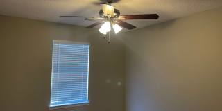 Charming 3br 2bath home in the Heart of Stockbridge! Gallery 19