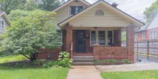 Spacious 4BR Bungalow: Historic Old Southwest w/ Screened Porch & Car Port Gallery 1