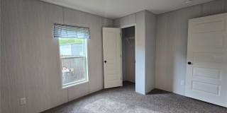 24048 ERMINE ROAD Gallery 8