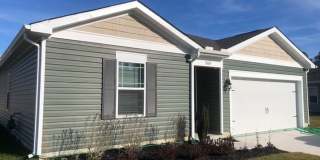 4 Bedroom Home in desired community with pool. Gallery 1