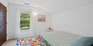 143 Lawn Court Gallery 11