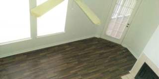 Coming Soon ... 1 Bed/1 Bath Condo with LOFT, FIREPLACE, and BALCONY! Gallery 9