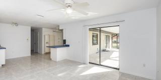 PET FRIENDLY POOL HOME IN PORT CHARLOTTE Gallery 22