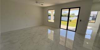 1409 NW 21st Court Gallery 7