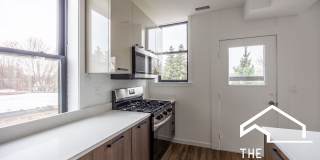 4410 North Greenview Avenue Gallery 26