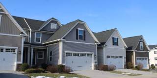 Updated 3-Bedroom Condo at The Villas at Greenleigh Gallery 1